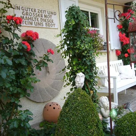 Ferienidyll Aumühle, Bebenburg